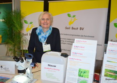 Jacqueline Baar van SoilBest. Voor de beste bodem met zo min mogelijk gebruik van kunstmest en pesticiden.